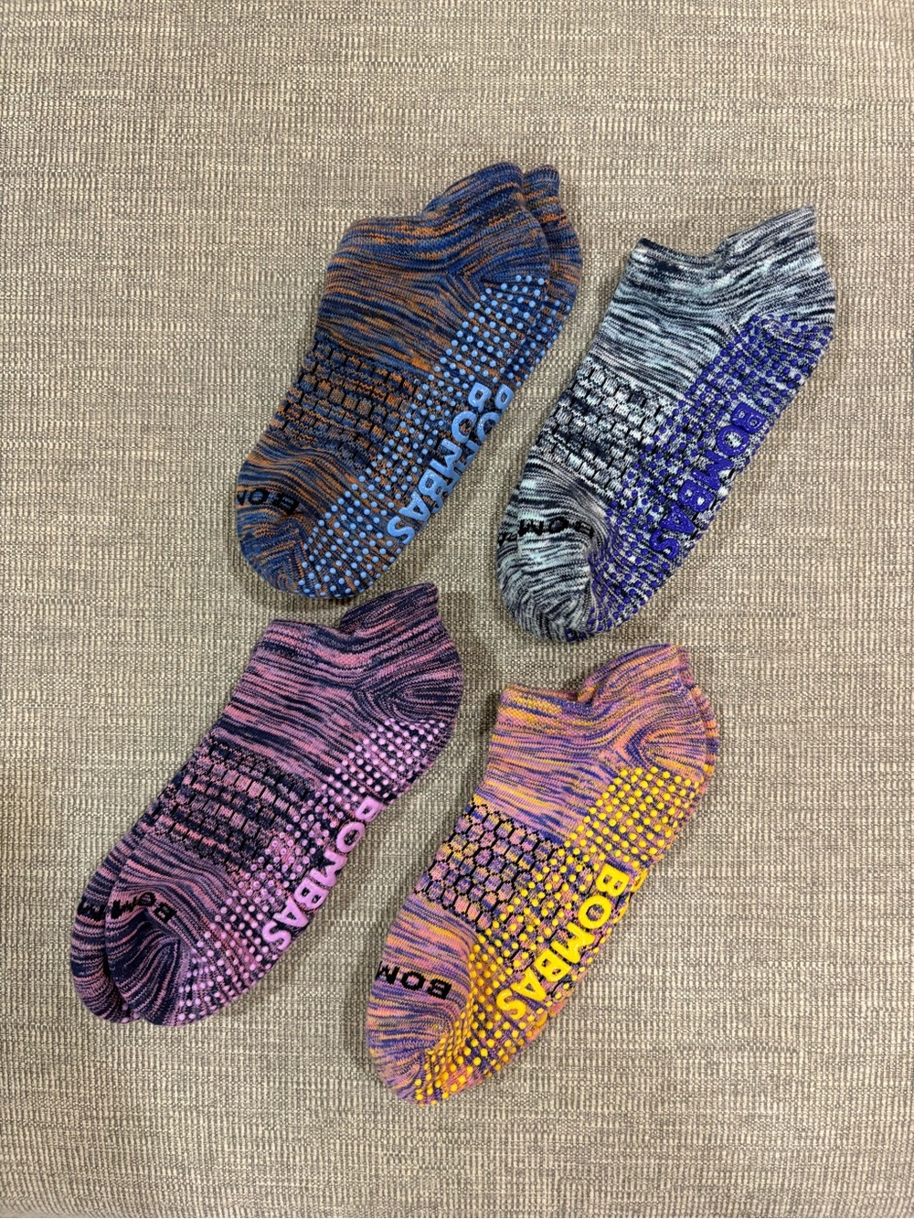Bombas women ankle gripper Socks - Assorted Colors (4-Pack)